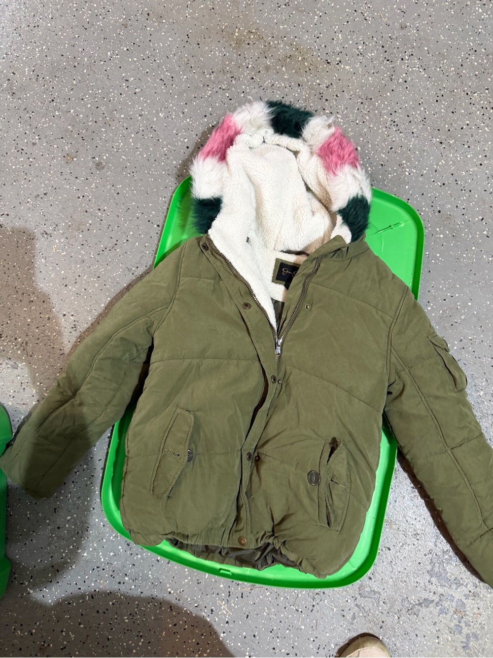 Jessica Simpson Olive Green Puffer Jacket with Pink & Dark Green Faux Fur Trim